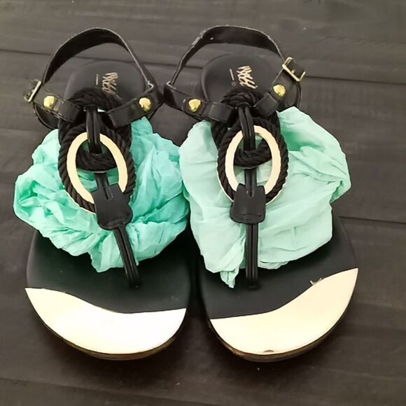 Black and gold sandals size 9 - Picture 1 of 7